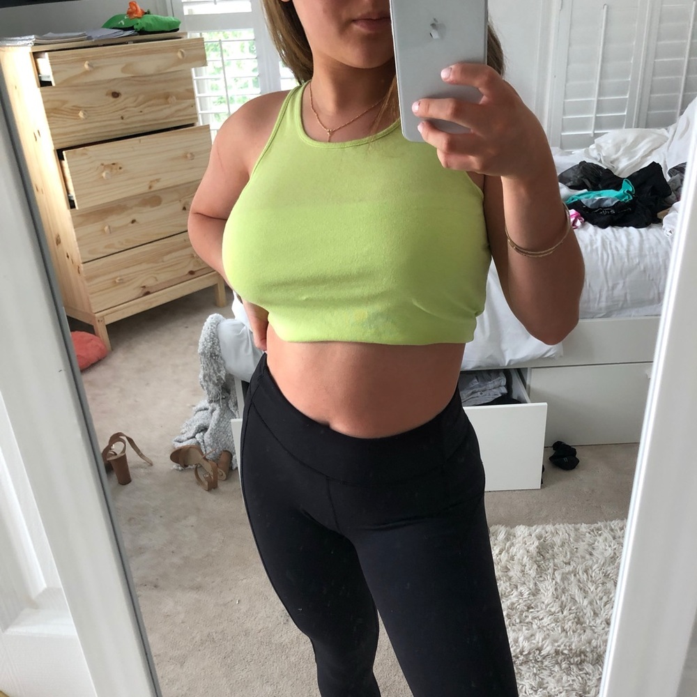 Neon crop